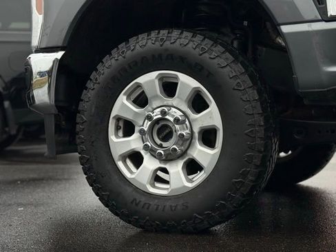 Used 2024 Ford F250 XLT image 42