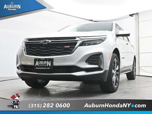 Used 2022 Chevrolet Equinox RS w/ Infotainment Package AWD/4WD image 17
