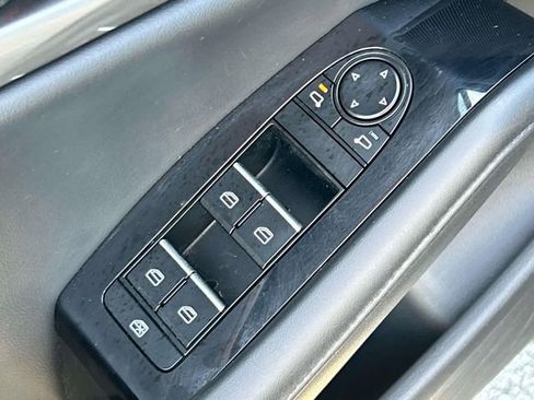 Used 2025 MAZDA MAZDA3 s Sport image 26