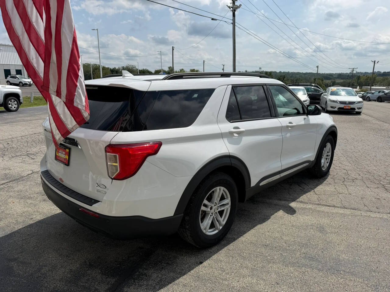 Used 2020 Ford Explorer XLT RWD image 5