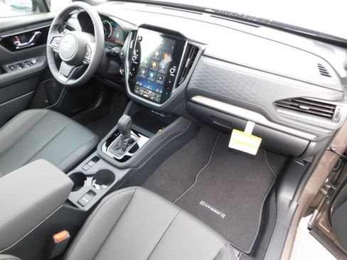 Certified 2025 Subaru Forester Limited w/ Popular Package AWD/4WD image 18