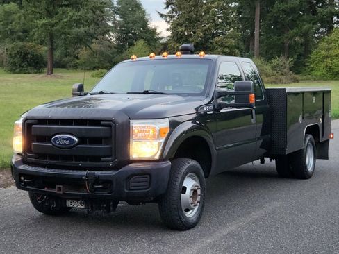 Used 2015 Ford F350 XL w/ Power Equipment Group image 1