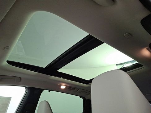 New 2026 INFINITI QX60 Luxe w/ Cargo Package image 14