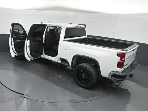 Used 2021 Chevrolet Silverado 2500 LT w/ Z71 Off-Road Package AWD/4WD image 58