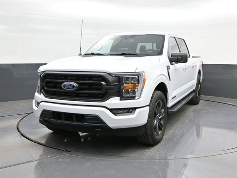 Certified 2022 Ford F150 XLT w/ Equipment Group 302A High image 29