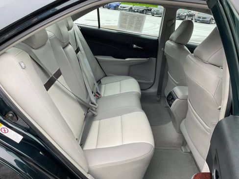 Used 2014 Toyota Camry XLE image 33