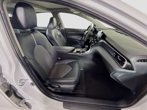 Used 2024 Toyota Camry SE FWD image 28