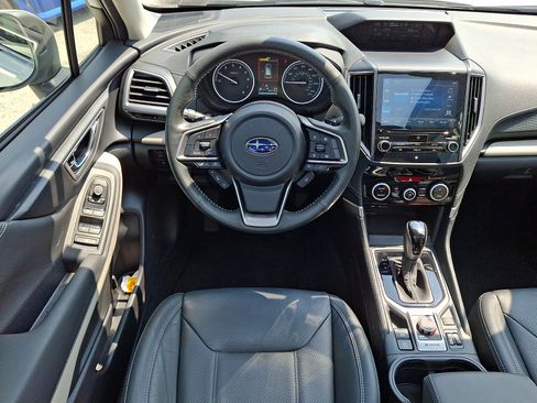 Used 2022 Subaru Forester Limited AWD/4WD image 11