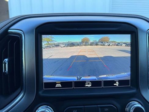 Used 2021 GMC Sierra 1500 SLT image 11