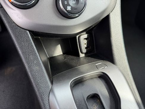 Used 2017 Chevrolet Sonic LT FWD image 20