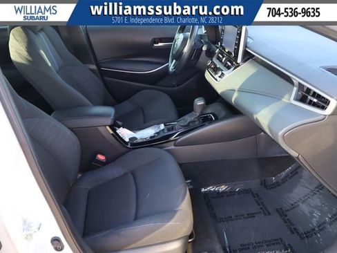 Used 2021 Toyota Corolla SE w/ SE Premium Package FWD image 39