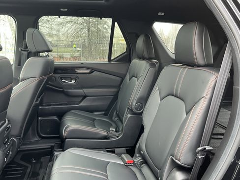 Certified 2025 Honda Pilot TrailSport image 14