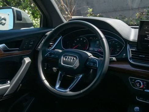 Used 2023 Audi Q5 2.0T Premium w/ Convenience Package AWD/4WD image 15