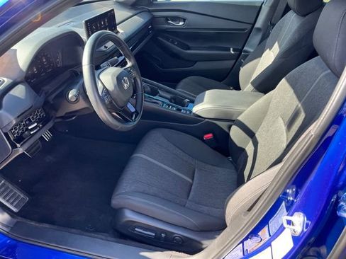 Certified 2023 Honda Accord Sport image 3