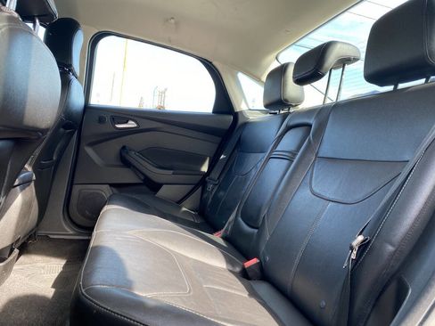 Used 2016 Ford Focus SE w/ Equipment Group 201A image 14