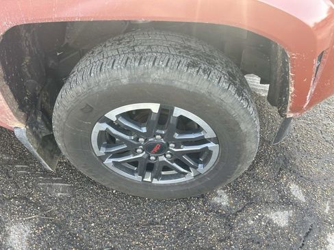 Certified 2025 Toyota Tacoma TRD Sport w/ TRD Sport Premium Package image 13