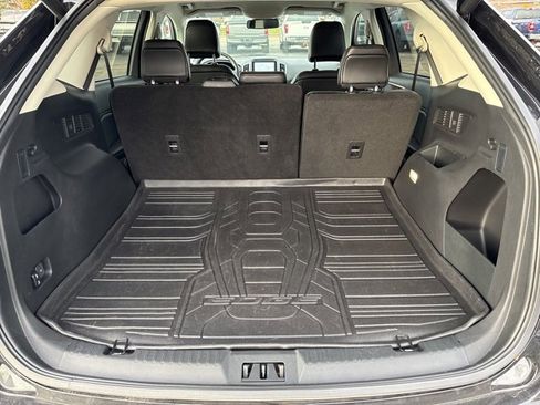 Used 2023 Ford Edge SEL w/ Convenience Package image 13