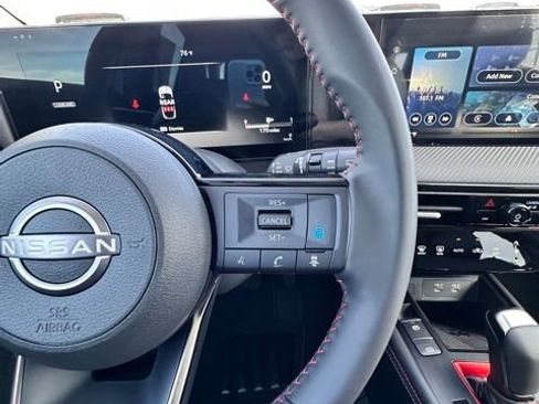 New 2025 Nissan Kicks SR image 16