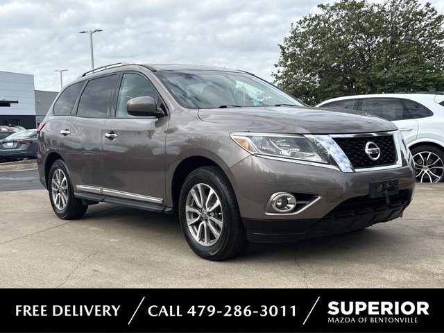 Used 2014 Nissan Pathfinder SL w/ SL Premium Package AWD/4WD image 1
