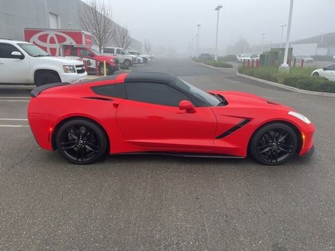 Used 2014 Chevrolet Corvette Stingray Coupe image 4