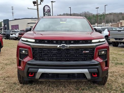 New 2026 Chevrolet Traverse Z71 w/ Enhanced Driving Package image 2