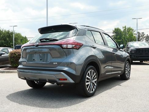 Used 2024 Nissan Kicks SR FWD image 6