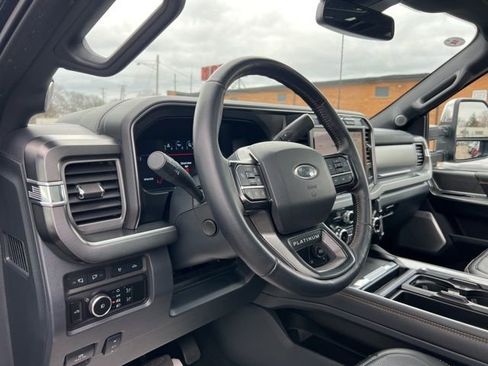 Certified 2024 Ford F350 Platinum image 7