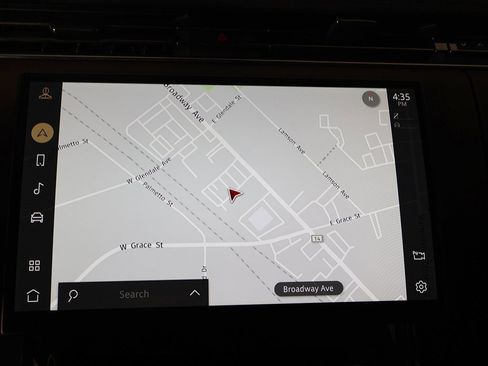 Used 2023 Land Rover Range Rover Sport SE Dynamic image 47