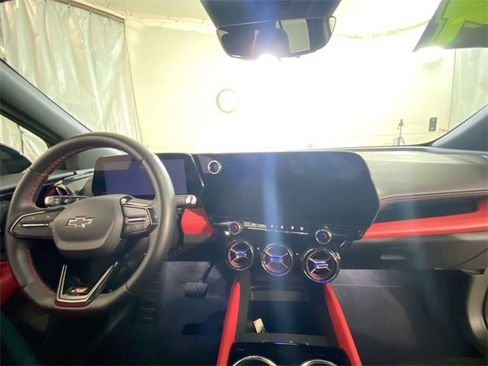 Used 2024 Chevrolet Blazer EV RS image 32