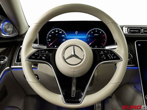 Used 2023 Mercedes-Benz Maybach S 680 4MATIC image 26