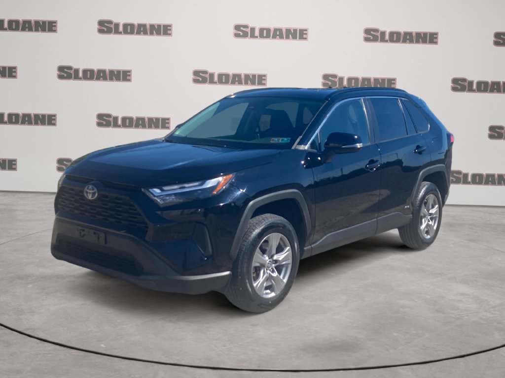 Used 2023 Toyota RAV4 LE AWD/4WD image 1
