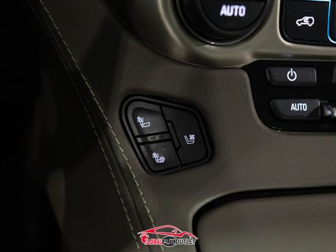 Used 2019 GMC Yukon Denali w/ Denali Ultimate Package image 34