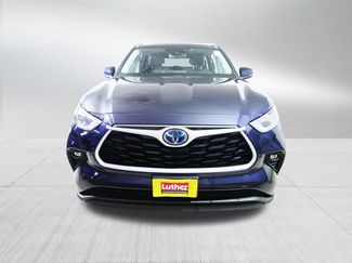 Used 2020 Toyota Highlander XLE video 2