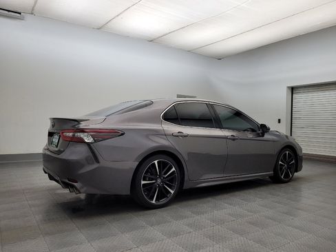 Used 2018 Toyota Camry XSE w/ Driver Assist Package image 10