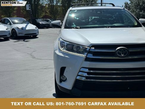 Used 2019 Toyota Highlander Limited Platinum AWD/4WD image 13