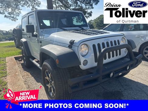 Used 2018 Jeep Wrangler Sport AWD/4WD image 1