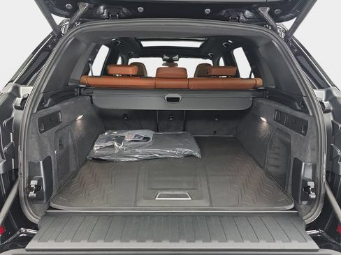 New 2026 BMW X5 M60i AWD/4WD image 12