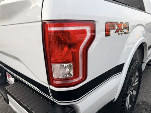 Used 2017 Ford F150 XLT w/ Equipment Group 302A Luxury AWD/4WD image 11