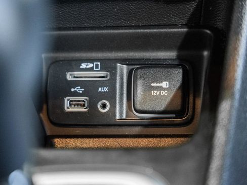 Used 2018 Jeep Cherokee Trailhawk w/ Comfort/Convenience Group AWD/4WD image 28