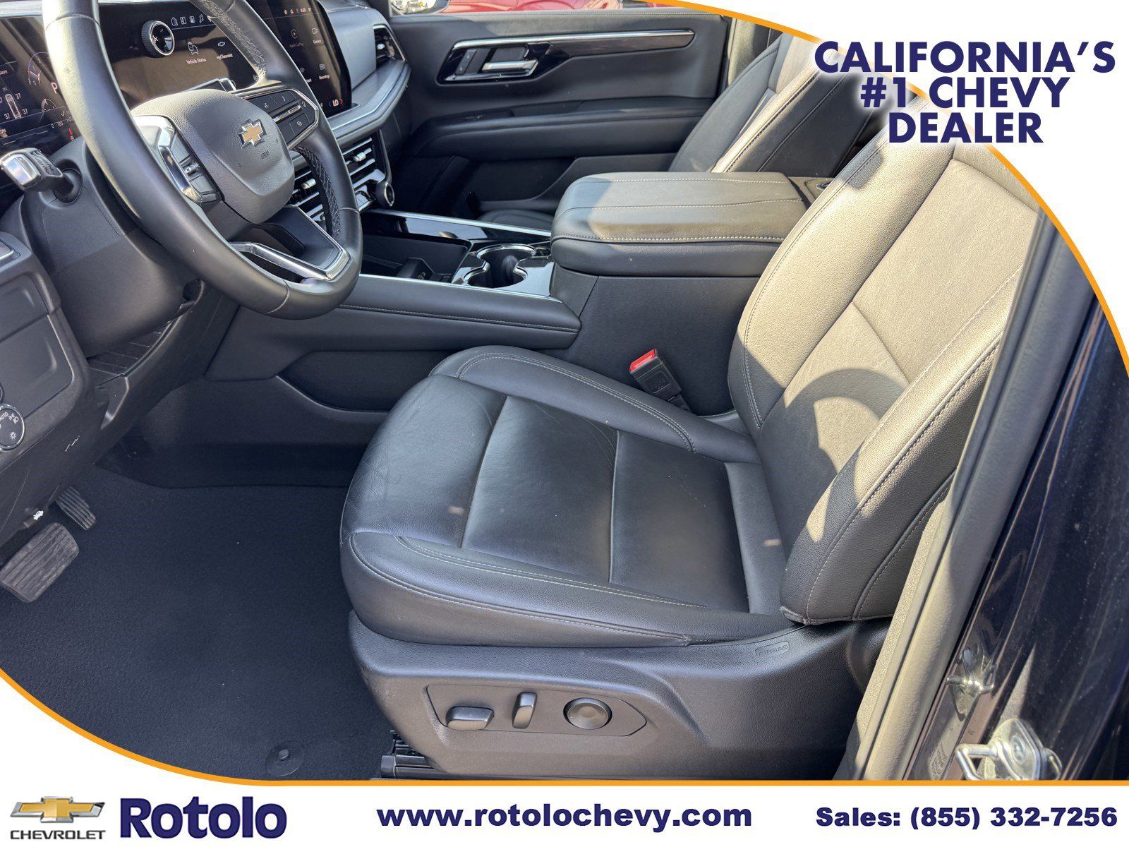 Used 2025 Chevrolet Suburban LT RWD image 18