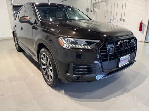 Used 2023 Audi Q7 2.0T Premium Plus w/ Premium Plus Package AWD/4WD image 10