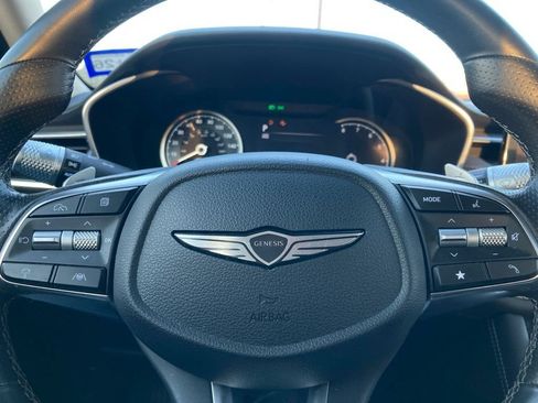 Used 2025 Genesis G70 2.5T RWD image 15