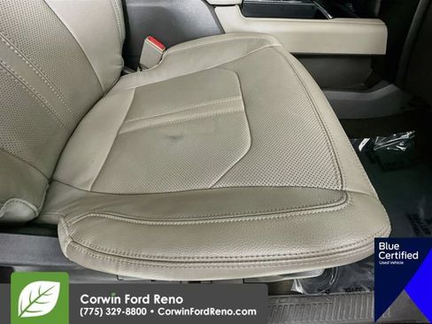 Used 2019 Ford Expedition Limited w/ Equipment Group 301A AWD/4WD image 35