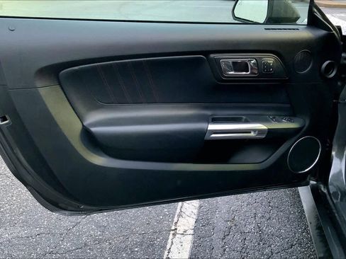 Used 2017 Ford Mustang GT Premium w/ Equipment Group 401A image 18