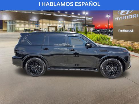 Used 2021 Nissan Armada Platinum w/ Captain's Chairs Package RWD image 5