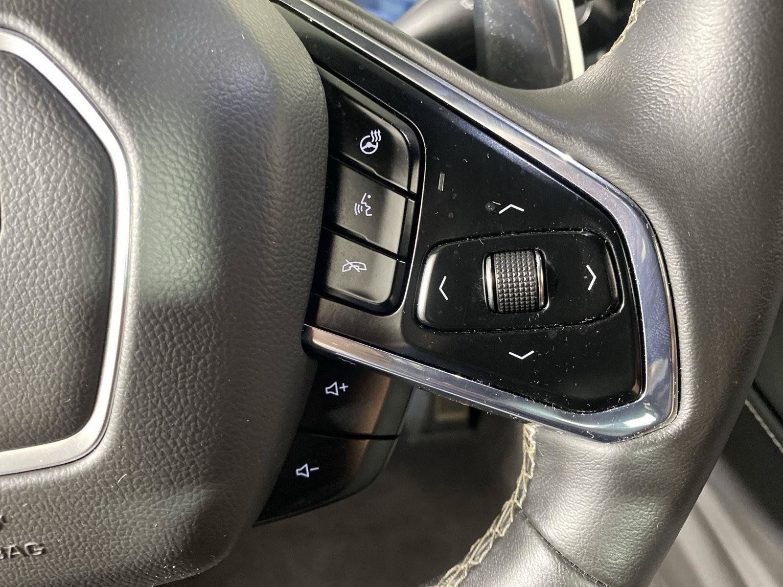Used 2023 Chevrolet Corvette Stingray Preferred Cpe w/ Stealth Interior Trim Package RWD image 18
