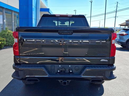 Used 2024 Chevrolet Silverado 1500 RST AWD/4WD image 5