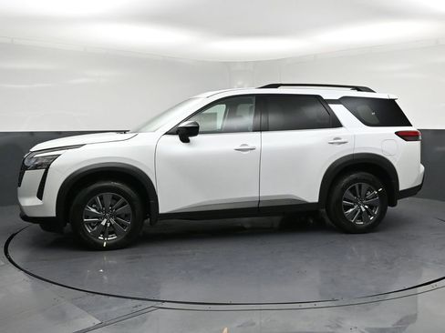 New 2026 Nissan Pathfinder SV AWD/4WD image 2