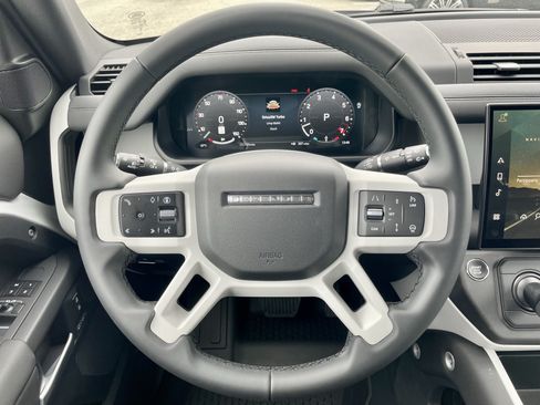 New 2026 Land Rover Defender 110 X-Dynamic SE AWD/4WD image 21