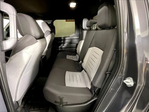 Used 2024 Toyota Tacoma TRD Sport image 17